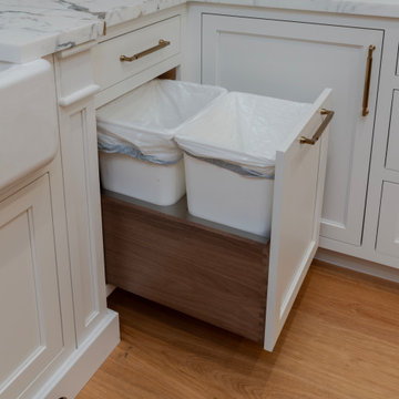 Trash Can Pull-Out