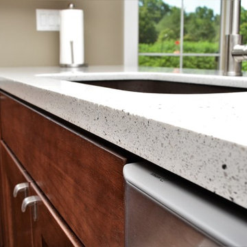 Knox, IN. Haas Signature Collection, Hickory Sienna Kitchen