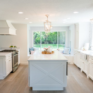 White Kitchen with Timeless Appeal