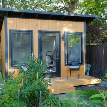 Home Office in a Downtown Toronto Backyard