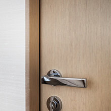 Door n Knobs