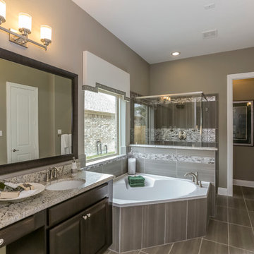 Houston, Texas | Province Village - Premier Magnolia Master Bathroom