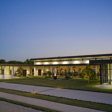Modern Stables / horse barn