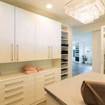 Contemporary Master Suite
