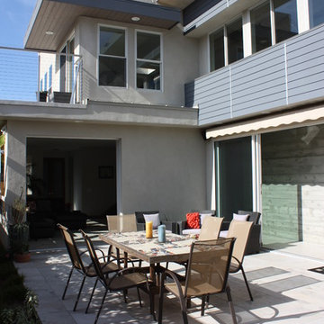 Moonlight Beach Modern