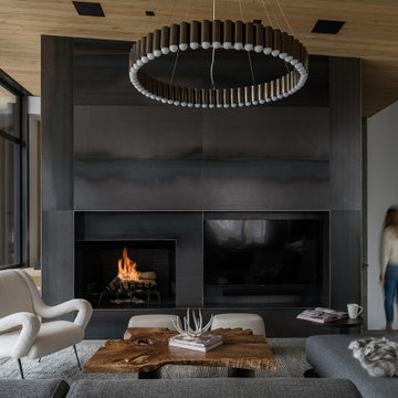 Avalanche Chalet