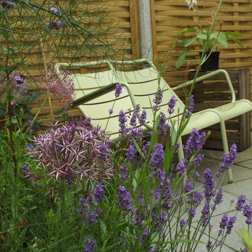 Rustic urban garden