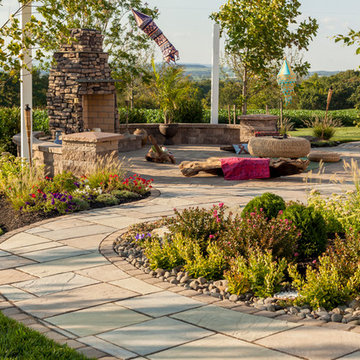 Mediterranean Style Walkway