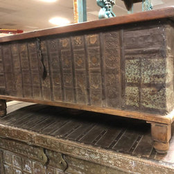 Old World Style Design and Decor - Buffets And Sideboards