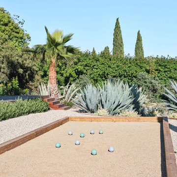 Malibu Spanish - Bocce Ball Backyard