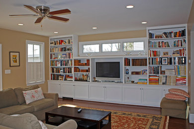 Example of a classic living room design in DC Metro