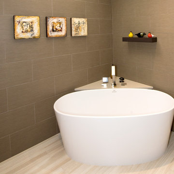 Modern Bath in WLR