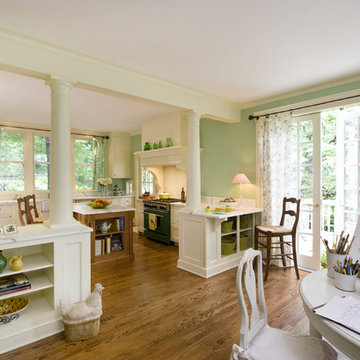 Kitchen with Family Room