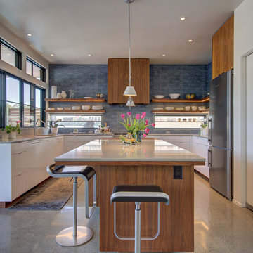 Float House V