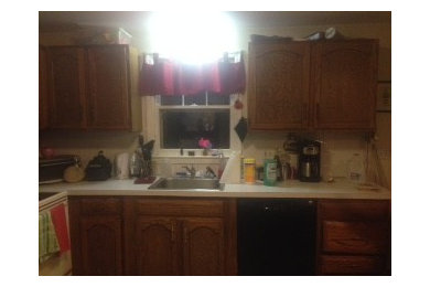 Example of a kitchen design in Boston