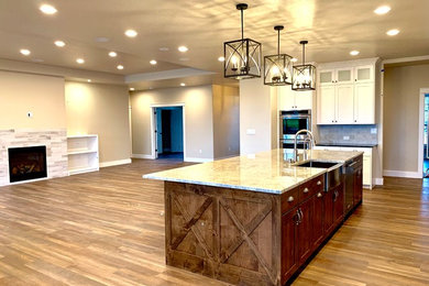 Example of an arts and crafts home design design in Boise