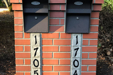 Lake Oswego Brick mailbox
