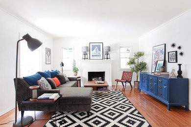 Design ideas for a transitional living room in Los Angeles.