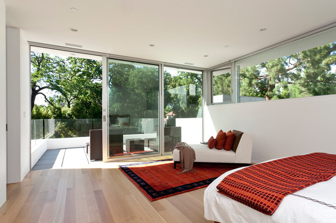 Modern Bedroom by Swatt | Miers Architects