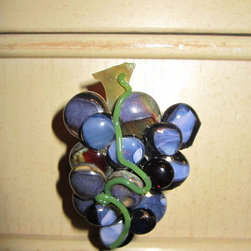 Glass pulls and knobs for drawers and cabinets - Cabinet And Drawer Handle Pulls