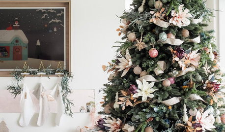 30 Christmas Schemes to Inspire and Delight