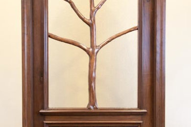 Example of a mountain style entryway design in Orange County