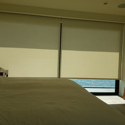 Marine Drive - Roller Shades