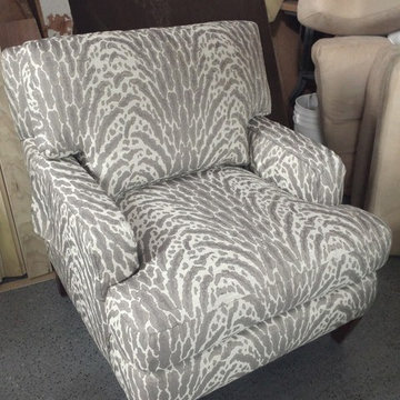Modern track arm chair