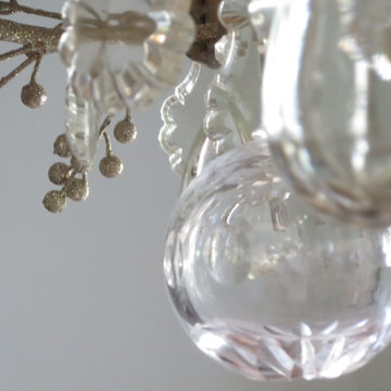 A Sparkly Christmas Dining Room