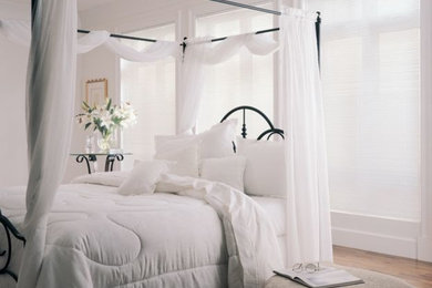 Inspiration for a bedroom remodel in Chicago