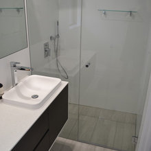 bathrooms 20 Thorn St