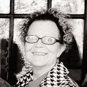 Stephanie Davis's photo