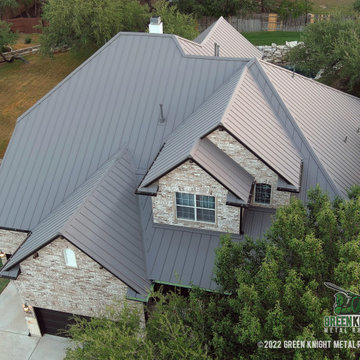 Standing Seam in Charcoal Gray