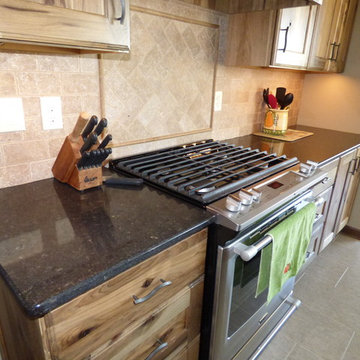 Cambria Seagrove island with Cambria Blackwood perimeter