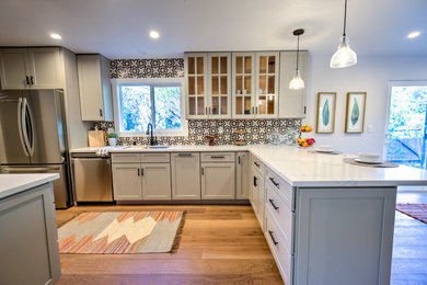Inspiration for a contemporary kitchen remodel in Los Angeles