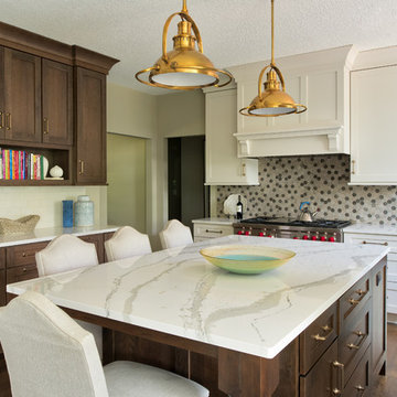 Classic and Cozy Traditional Kitchen