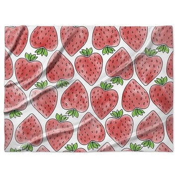 "Strawberry Bliss" Sherpa Blanket 80"x60"