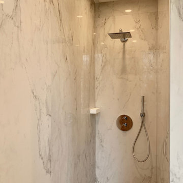 Salle de bain autour du marbre