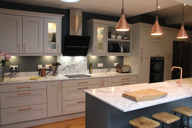 Kitchen - contemporary kitchen idea in Other