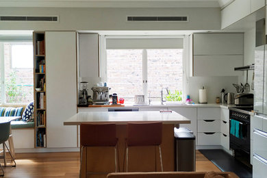 Inspiration for a contemporary kitchen in Sydney.