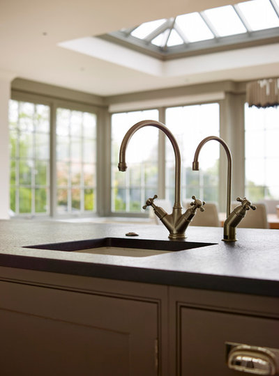 Transitional Kitchen by Humphrey Munson