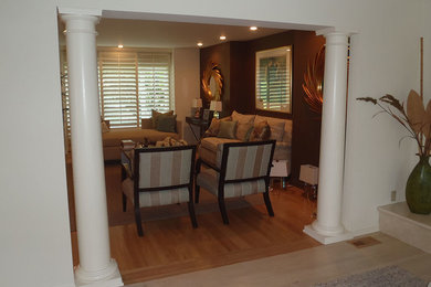 Living room - transitional living room idea in New York