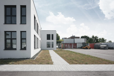 Mittelgroße Moderne Wohnidee in Sonstige