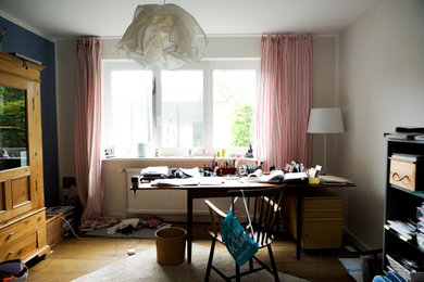 Modernes Arbeitszimmer in Hamburg
