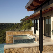 pools.jacuzzi