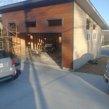 Garage Construction Progress with LP SmartSide Siding | Lake Waukomis, MO