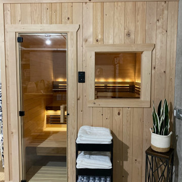 Basement sauna with Window