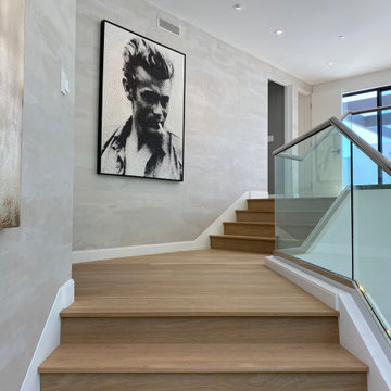 Metallic Plaster on Stairwell Walls