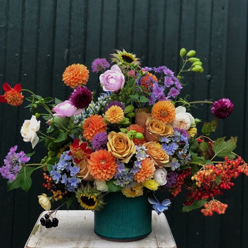 Slow Flowers August 2019 Inspiration: Summer Dahlias
