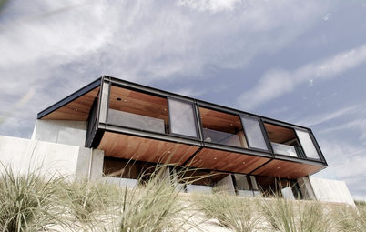 Houzz Tour: Christchurch Cliff Hanger